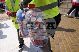 Капачки за бъдеще - кампания