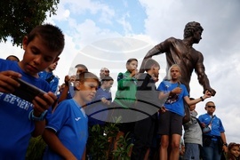 Георги Аспарухов - Гунди - паметник - откриване