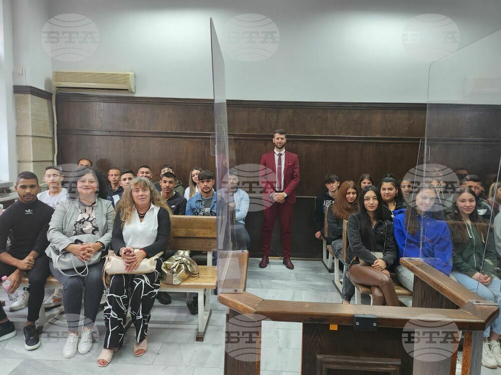Апелативна прокуратура – Варна: Окръжната и Районната прокуратури в Добрич бяха домакини на Ден на отворените врати с ученици от село Крушари
