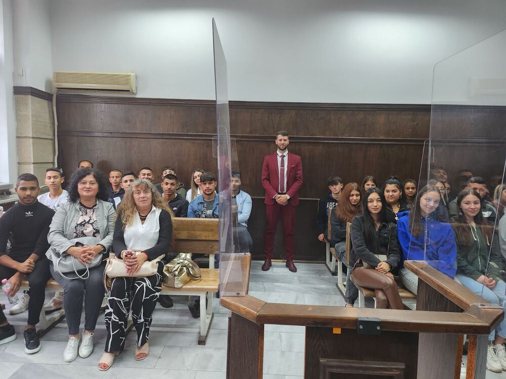 Апелативна прокуратура – Варна: Окръжната и Районната прокуратури в Добрич бяха домакини на Ден на отворените врати с ученици от село Крушари 