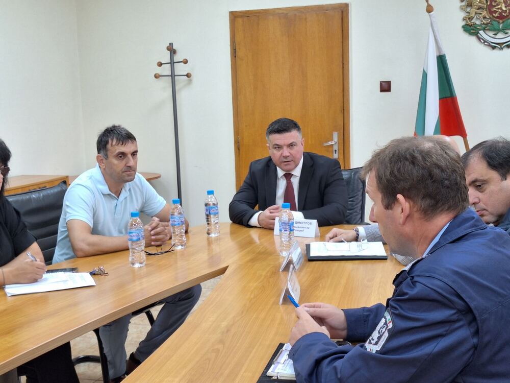 Областна администрация Разград: Областният управител организира работна среща, свързана с подготовка на местните избори