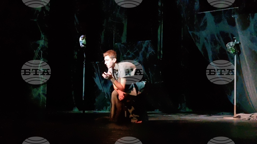 Ловеч - театър - премиера - фестивал