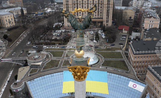 Украйна обвини шестима души, сред които и депутат, в корупция при закупуването на дронове за армията 