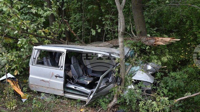 Четиринайсет души са ранени при 11 катастрофи в страната през изминалото денонощие