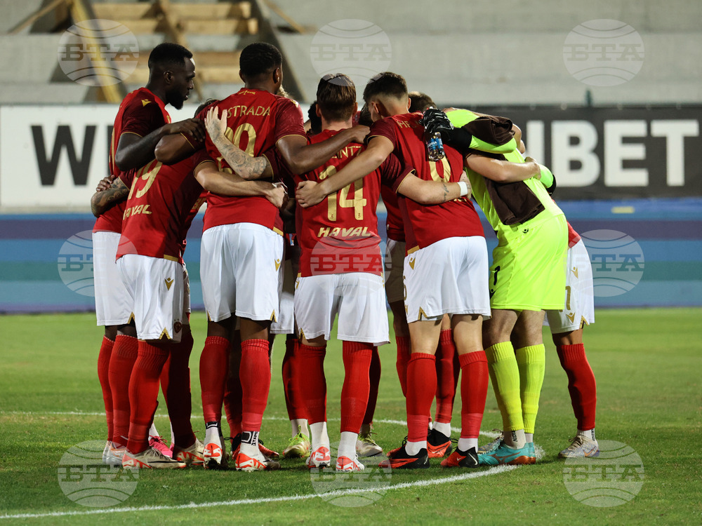 Пловдив - футбол - Локомотив Пловдив - ЦСКА-София