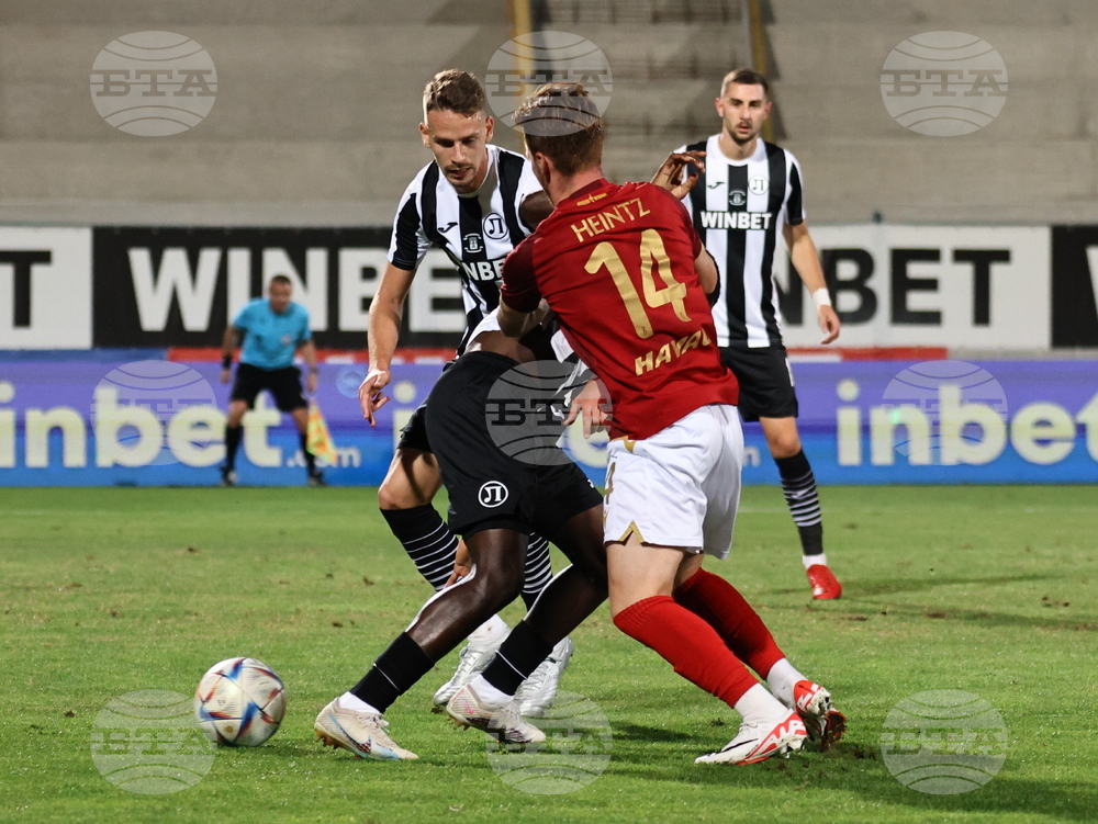 Пловдив - футбол - Локомотив Пловдив - ЦСКА-София