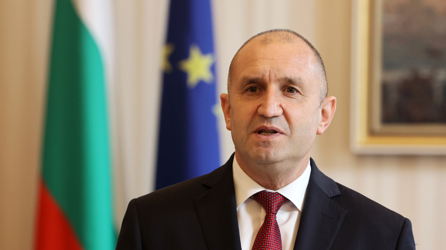 Bulgarian President Radev Holds Phone Call with Newly Elected Romanian Counterpart Nicusor Dan