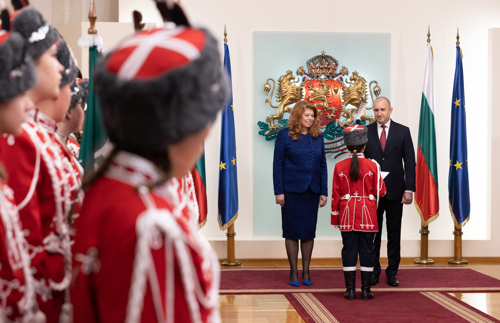 Държавният глава: Българските гвардейци са символ на държавност, родолюбие и доблест