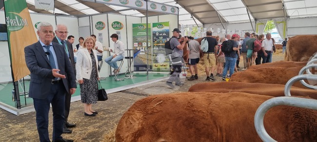 Франция - Кирил Вътев - международно животновъдно изложение "Sommet de l'Élevage"