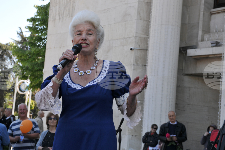 Legendary Bulgarian Folk Singer Yanka Rupkina Passes Away at 87