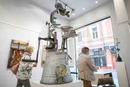 Бургас - Иван Узунов - живопис и скулптура - изложба