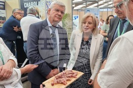 Agriculture Minister: Bulgarian Livestock Selection Should Be Developed So It Leads to Market Success