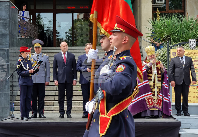 Велико Търново - НВУ "Васил Левски" - Румен Радев - Гергьовден