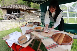 Габрово - музей на открито "Етър" - Гергьовден