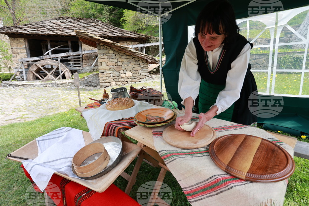 Габрово - музей на открито "Етър" - Гергьовден