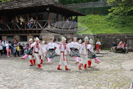 Габрово - музей на открито "Етър" - Гергьовден