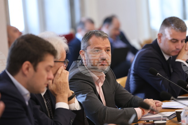 Парламент - Комисия по енергетика - заседание