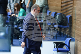 Парламент - извънредно заседание - Делян Пеевски
