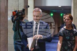 Парламент - Костадин Костадинов - пресконференция