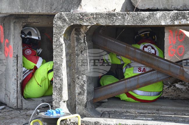 Монтана - спасители - учение за Модули за гражданска защита