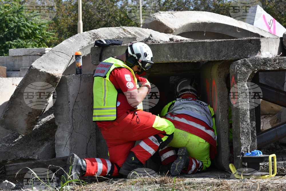 Монтана -  спасители - учение за Модули за гражданска защита