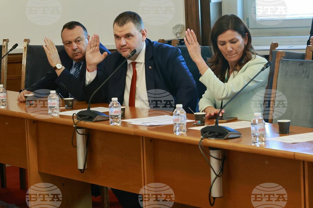 Парламент - Комисия по правни въпроси