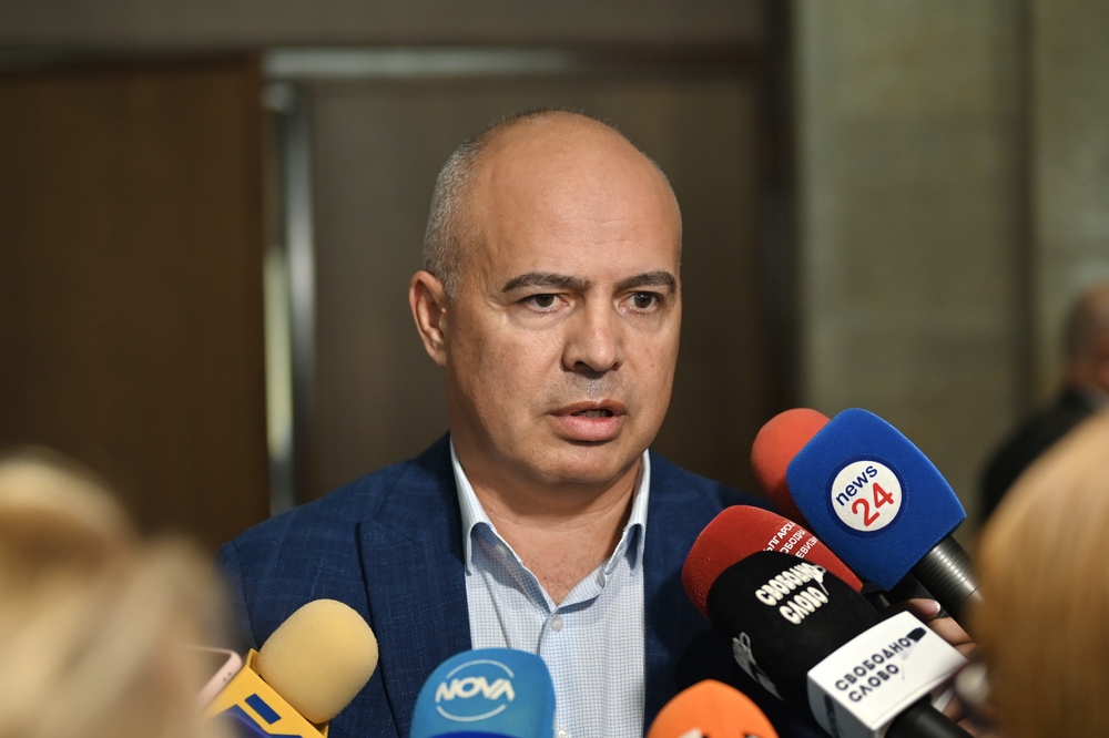 БСП свиква извънредно Изпълнително бюро – решава за вота на недоверие към правителството заради енергетиката