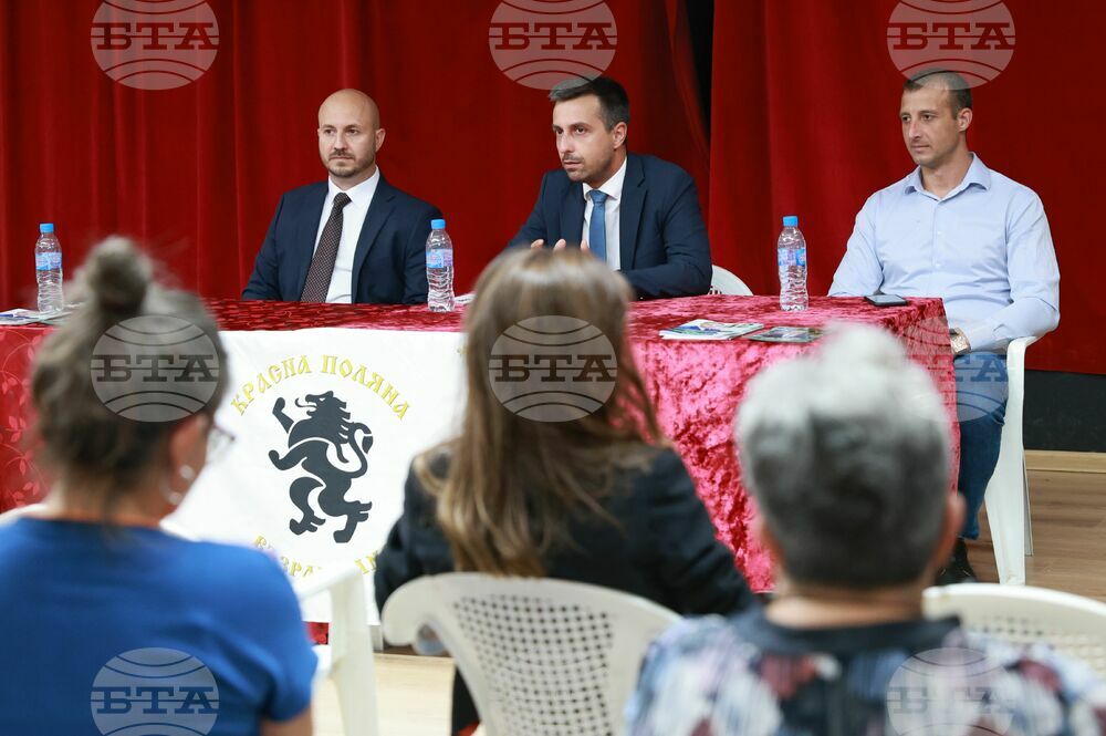 Партия „Възраждане“ - Деян Николов - среща с избиратели