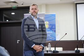 Бургас - Порт Прим Арт Фест - Георги Милков - "Истории от ръчния багаж" 