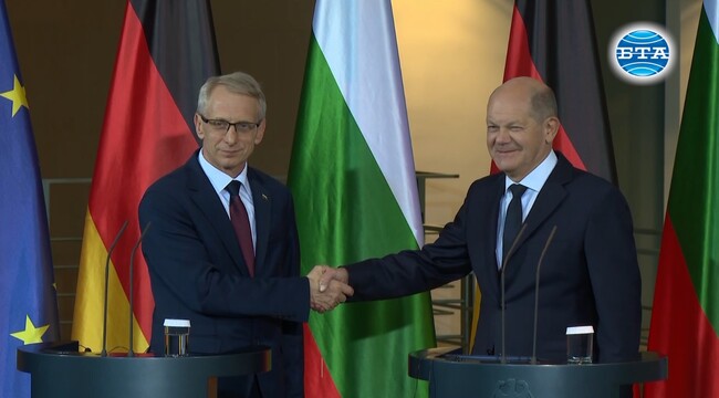 Подкрепяме изрично България и Румъния да станат пълноправни членове на Шенген, заяви Олаф Шолц след среща с Николай Денков