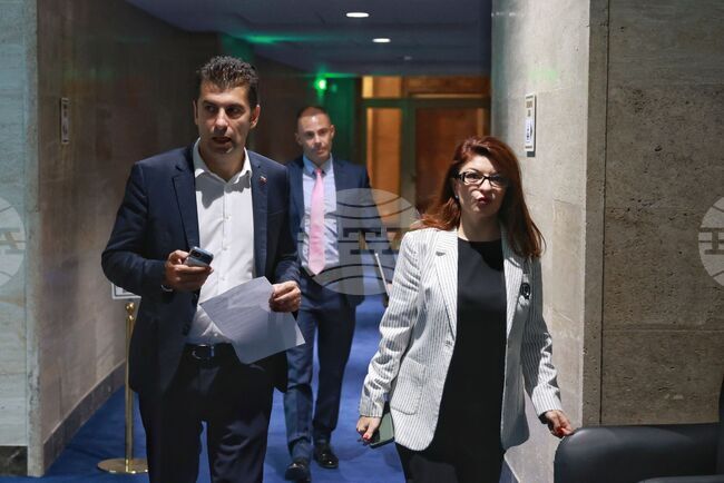 Парламент - кулоари