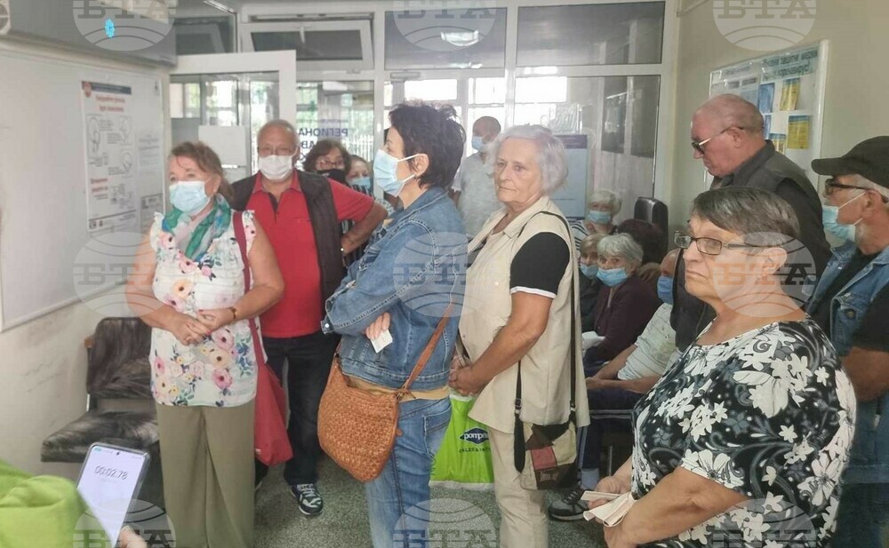 Силен интерес към новата вариантна ваксина срещу COVID-19 отчитат в Силистра