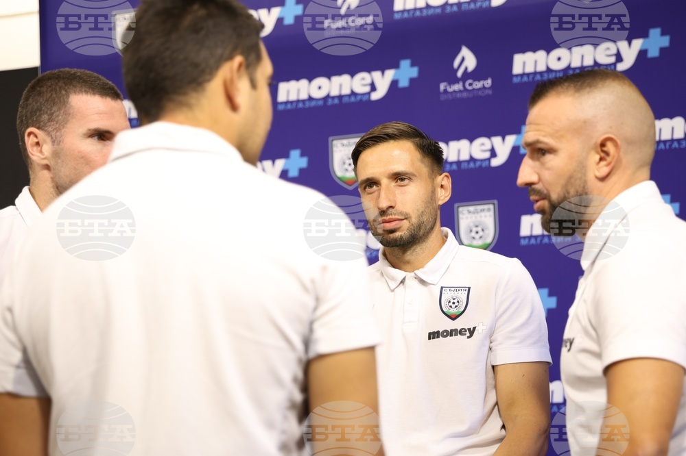 Национален стадион „Васил Левски“ - съдии - пресконференция