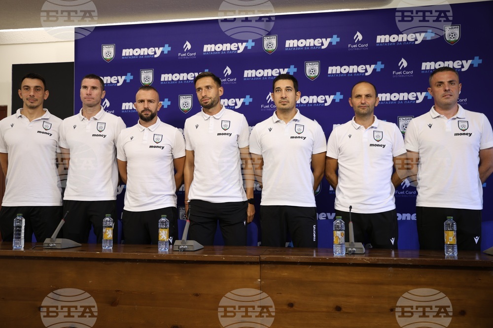 Национален стадион „Васил Левски“ - съдии - пресконференция