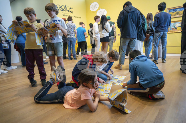 Учител е ранен при нападение с нож по време на училищен концерт в Нидерландия