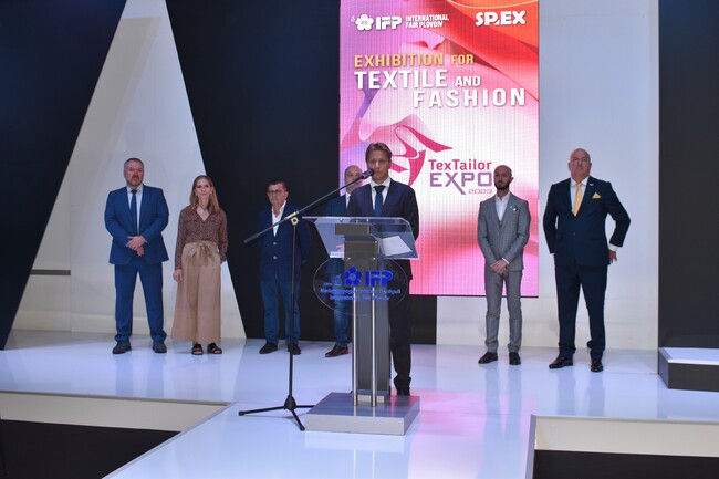 Зам.-министър Шотев: Над 6.6% от добавената стойност на преработващата промишленост е в сектор производство на облекло