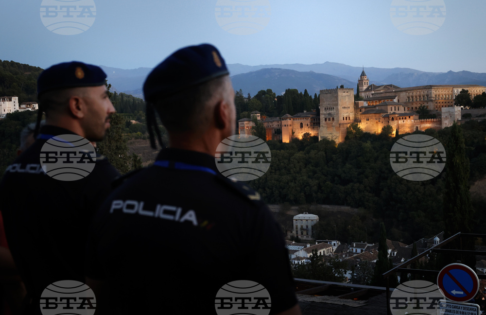 Германска двойка бе изправена пред съд в Испания заради това, че е държала децата си в "къща на ужасите"