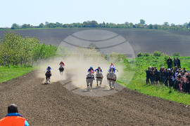 Село Севар - коне - състезание