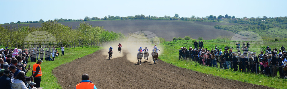 Село Севар - коне - състезание