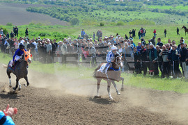 Село Севар - коне - състезание