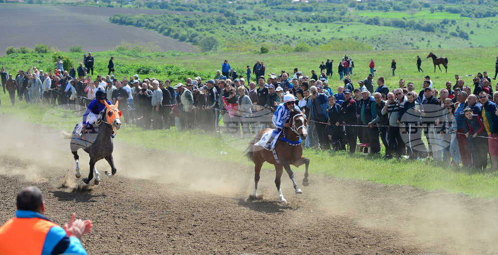 Село Севар - коне - състезание