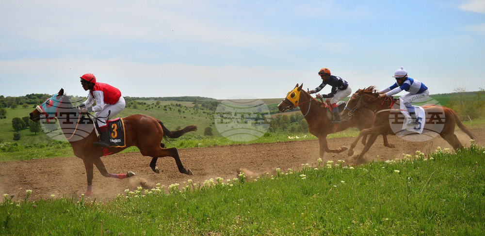 Село Севар - коне - състезание