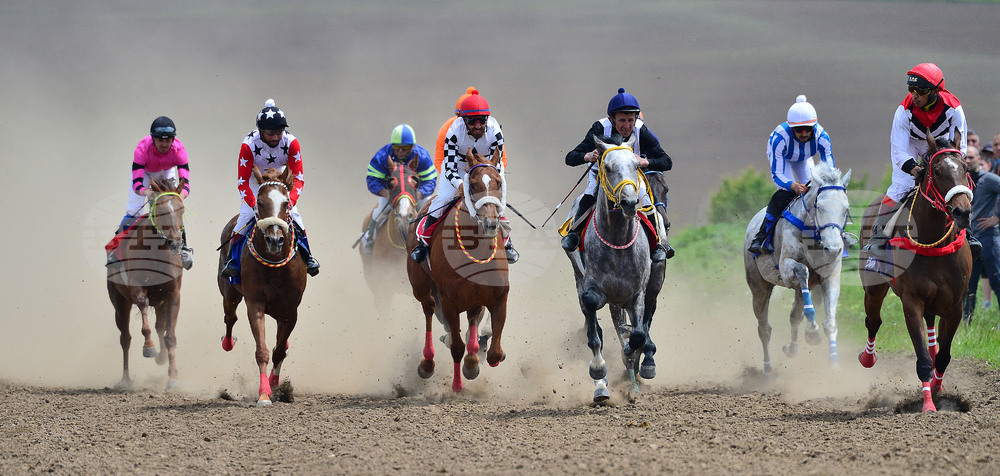Село Севар - коне - състезание