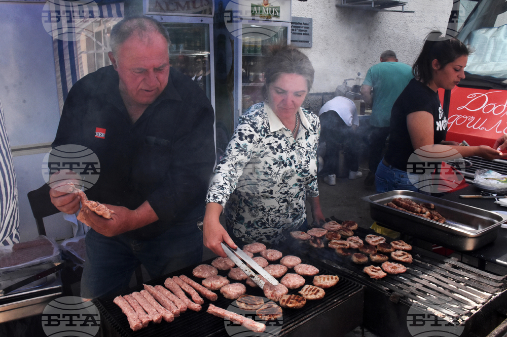 Видин - кулинарно-фолклорен фестивал “Гергьовден“