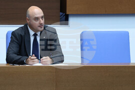 Парламент - заседание - Атанас Славов