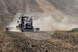 Село Вазово - предсеитбена почвообработка