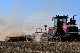 Село Вазово - предсеитбена почвообработка