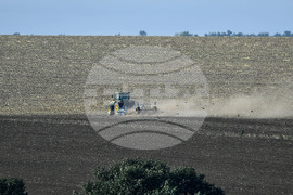 Село Вазово - предсеитбена почвообработка