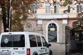 Протест - служители в затворите