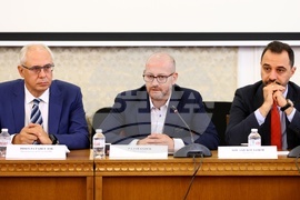 Европейски регламенти за нулеви емисии - кръгла маса